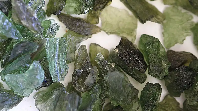 moldavite meaning and benefits
